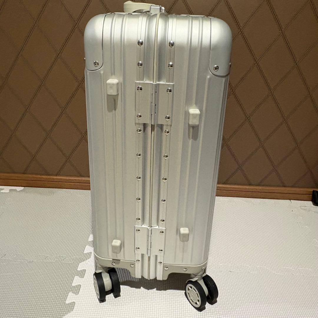 【未使用】Mercedes-Benz アルミニウムキャリーケース 32L