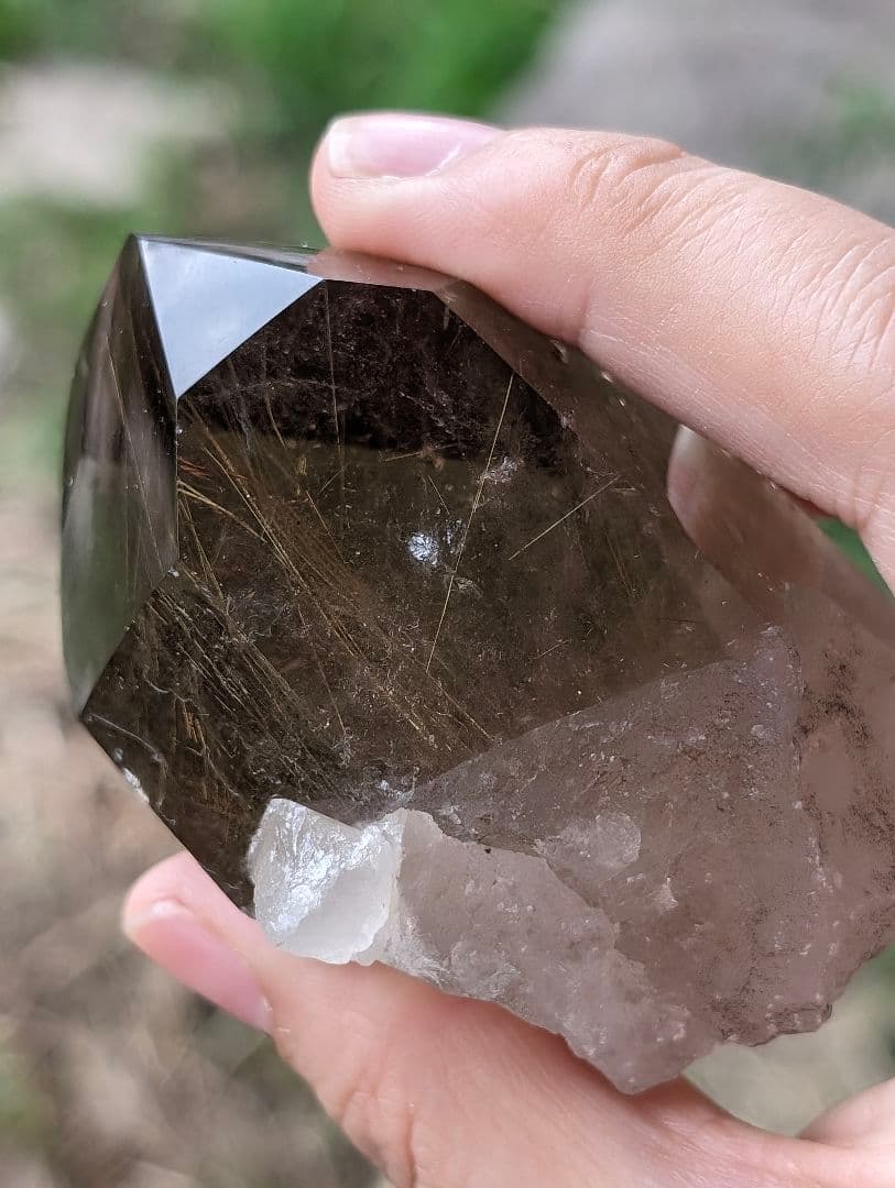 143g 大きめ　ブラジル産　原石 ルチルにスモーキークォーツBH6