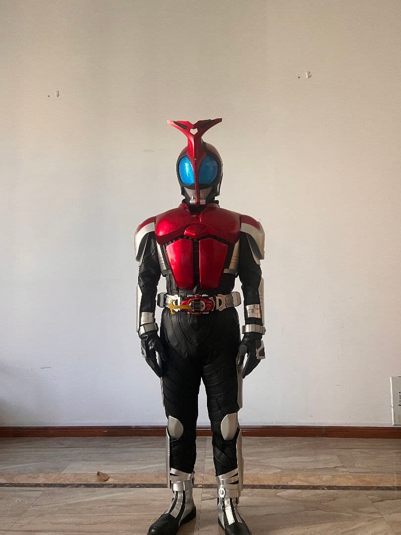 【中古】仮面ライダーカブト（ファイズ） コスプレ衣装 フルセット完成品