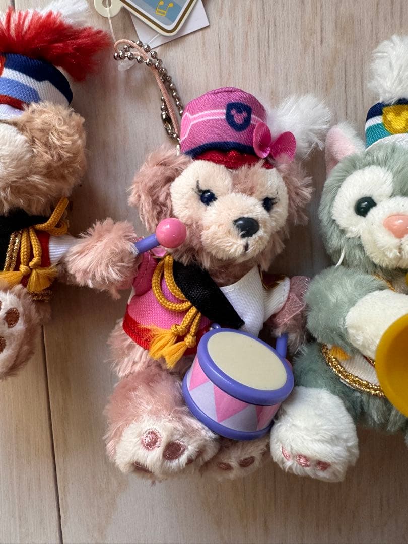 ディズニー　ダッフィー　ハッピーマーチングファン　ぬいぐるみストラップ　4体