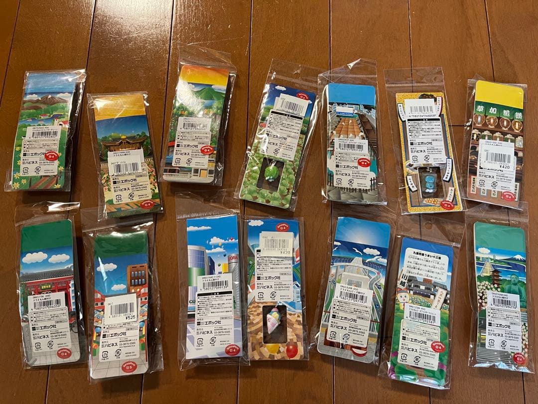 どこでもドラえもん　ストラップ　キーホルダー　根付け　80個