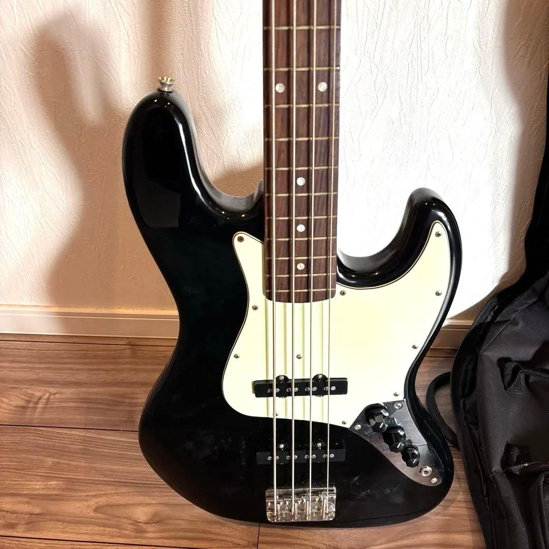 FERNANDES エレキベース