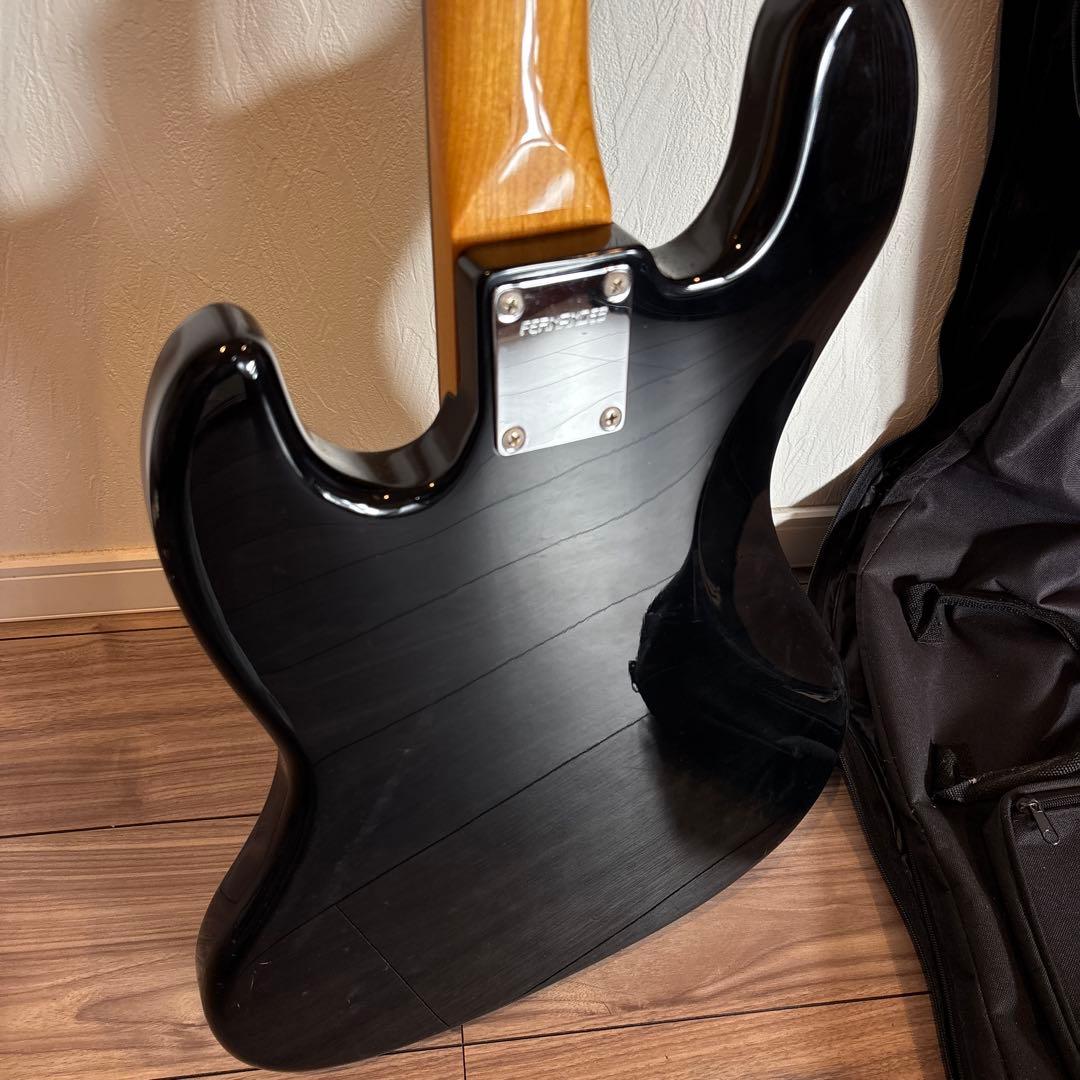 FERNANDES エレキベース