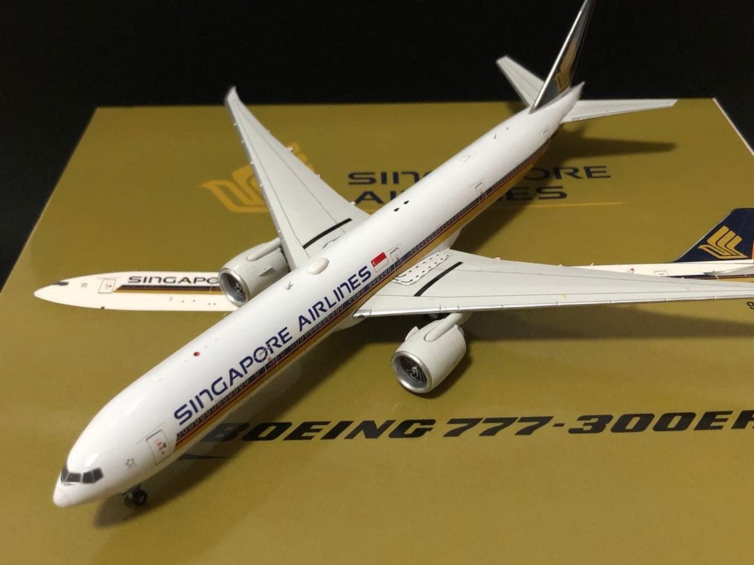 航空機・ヘリコプター Singapore B777-300ER 9V-SWS