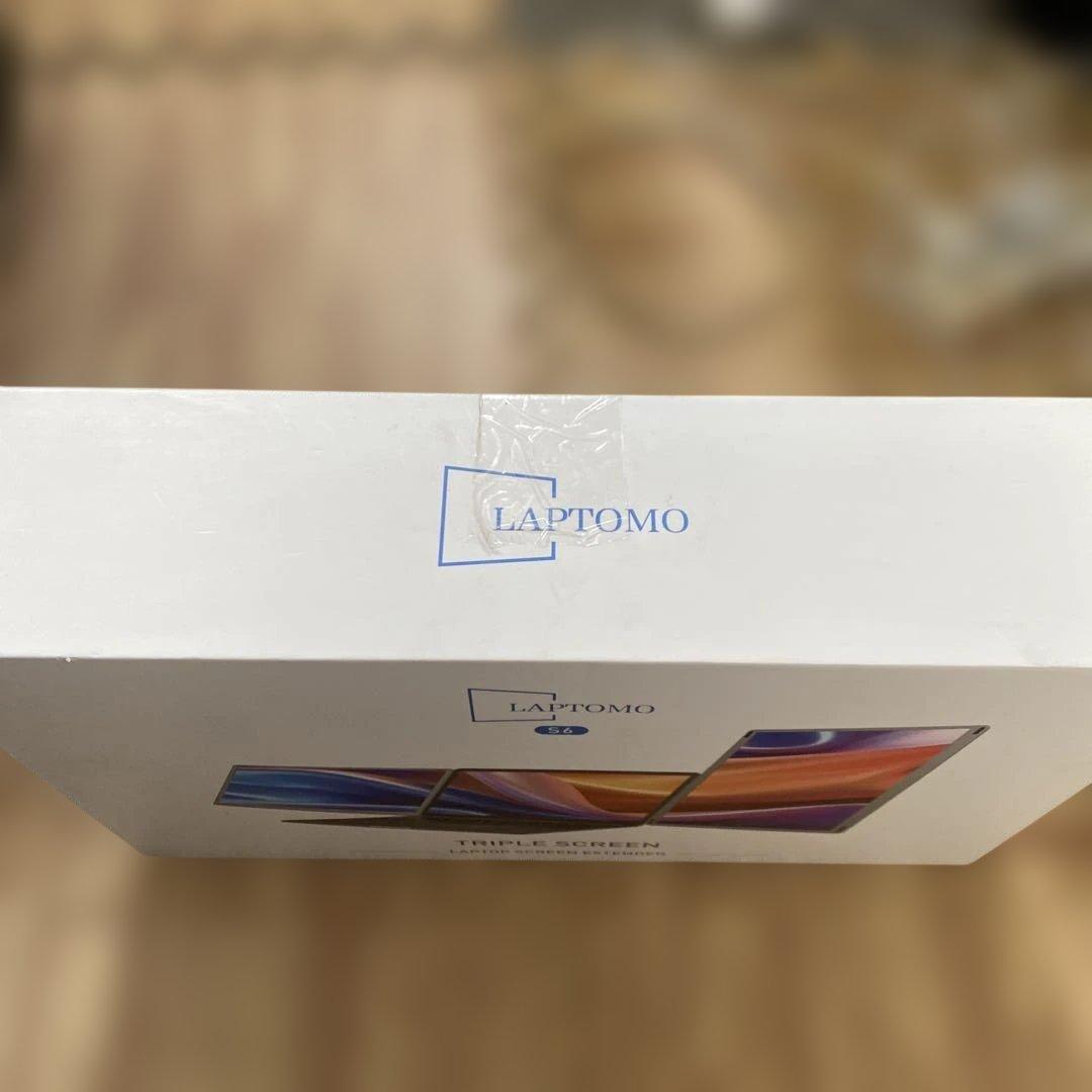 Laptomo 15.6インチ トリプルスクリーン