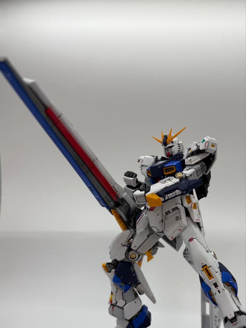 RG νガンダム サザビー ff 全塗装完成品セット アクションベース付き
