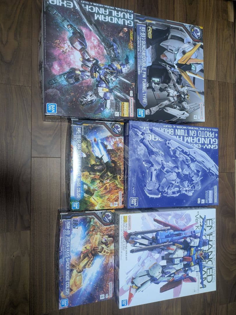 mg　hg　rg　ガンプラ　プレミアムバンダイ　サイドf