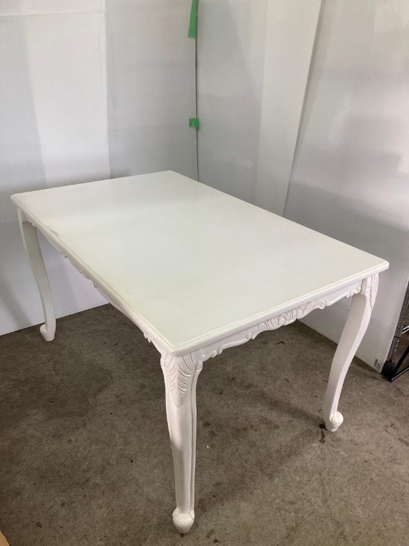 【M-168】ダイニングテーブル　ホワイトカラー 姫系 中古 激安