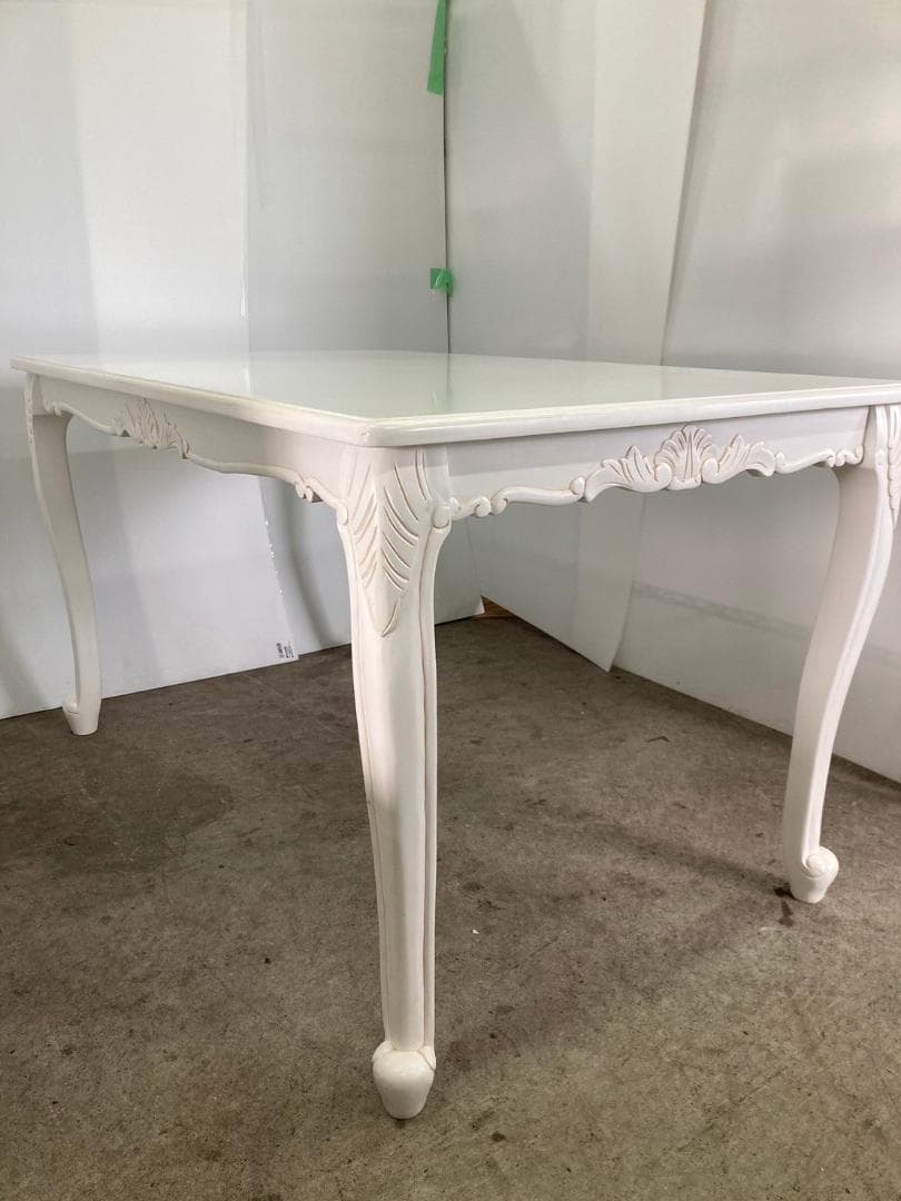 【M-168】ダイニングテーブル　ホワイトカラー 姫系 中古 激安