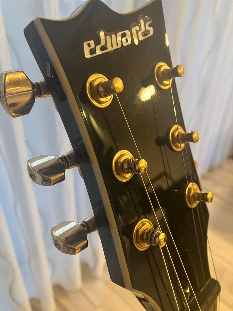 EDWARDS猪狩秀平モデルHEYSMITHギターESPエクスプローラー