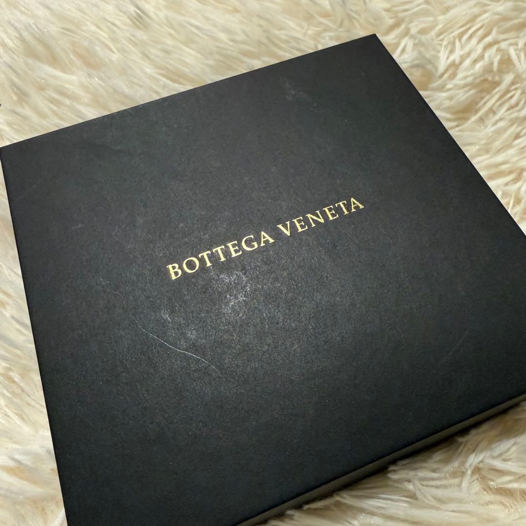 ボッテガヴェネタ BOTTEGAVENETA 財布 二つ折りブラック