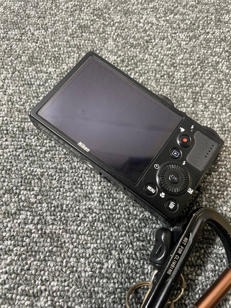 Nikon コンパクトデジタルカメラ