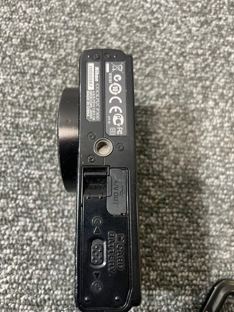 Nikon コンパクトデジタルカメラ