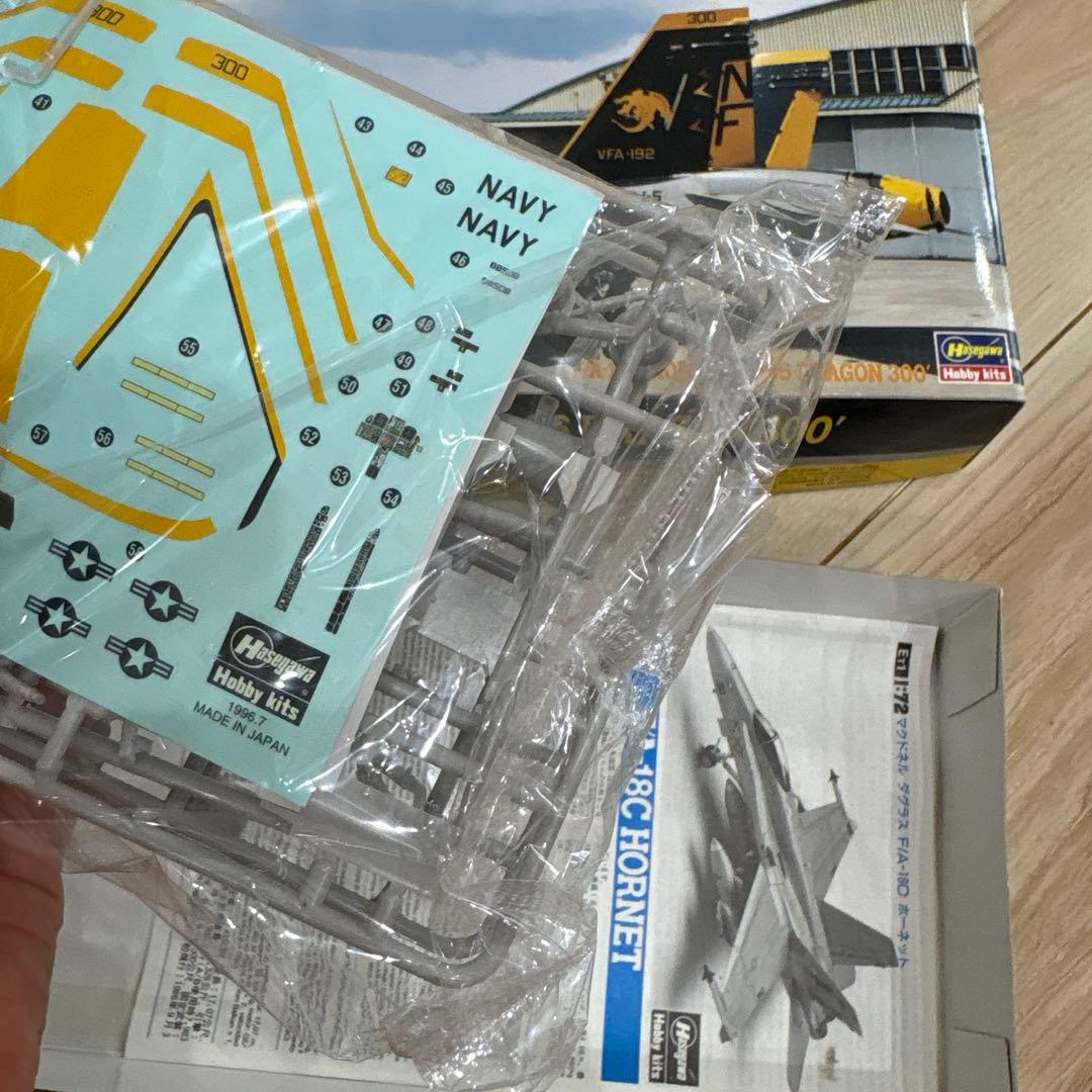 航空機・ヘリコプター F/A-18C HONET '1996 DRAGON 300'