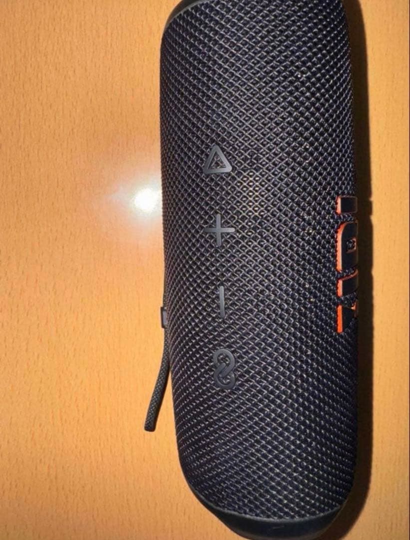 JBL Flip 6ブラック ワイヤレススピーカー値下げしてます‼️