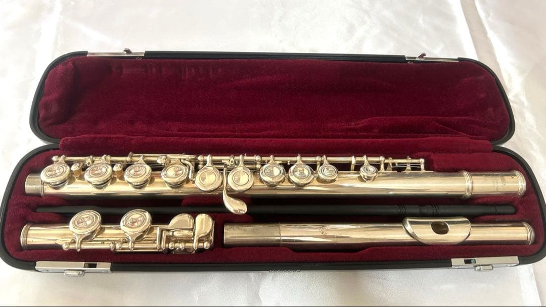 YAMAHA　ヤマハ　YFL-211SⅡ フルート　持ち運びケース付き