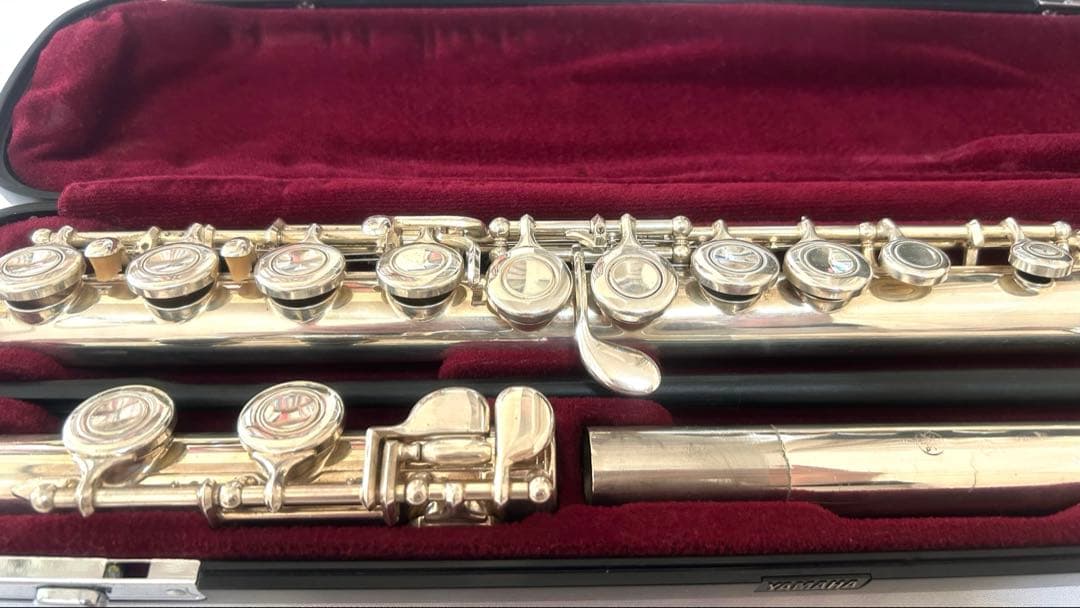 YAMAHA　ヤマハ　YFL-211SⅡ フルート　持ち運びケース付き