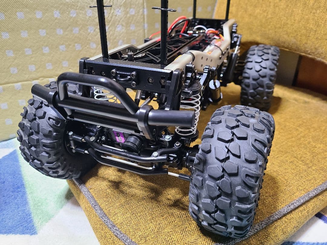 かっちゃん タミヤ　CR-01　クローラーラジコン