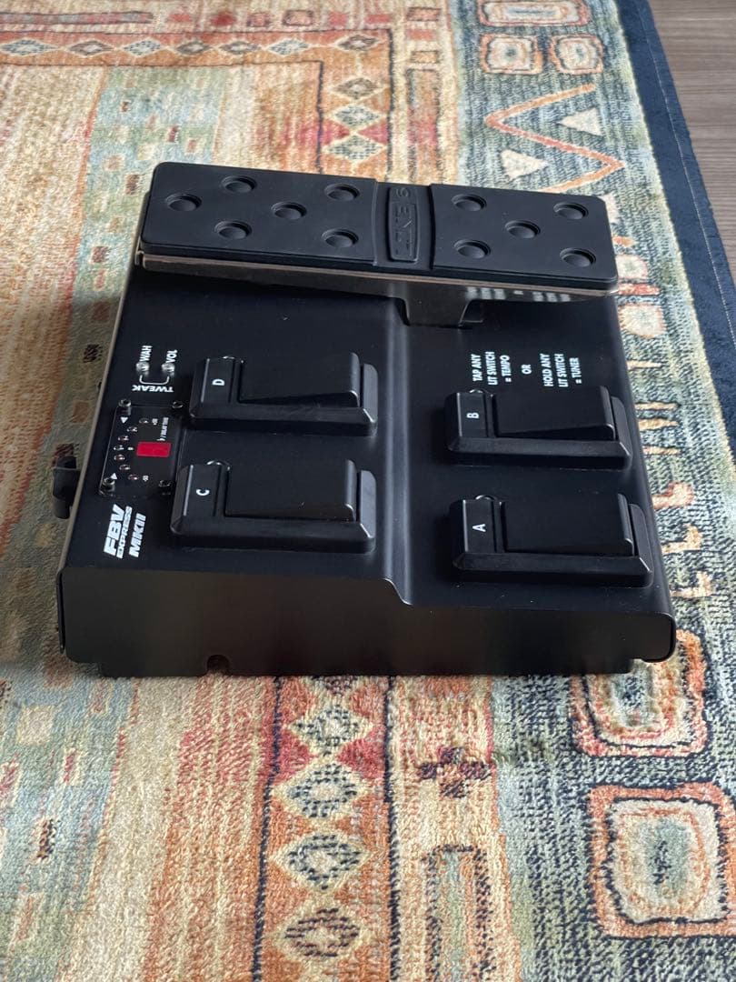 【箱、ケーブル付】 LINE6 FBV EXPRESS MKII フットスイッチ