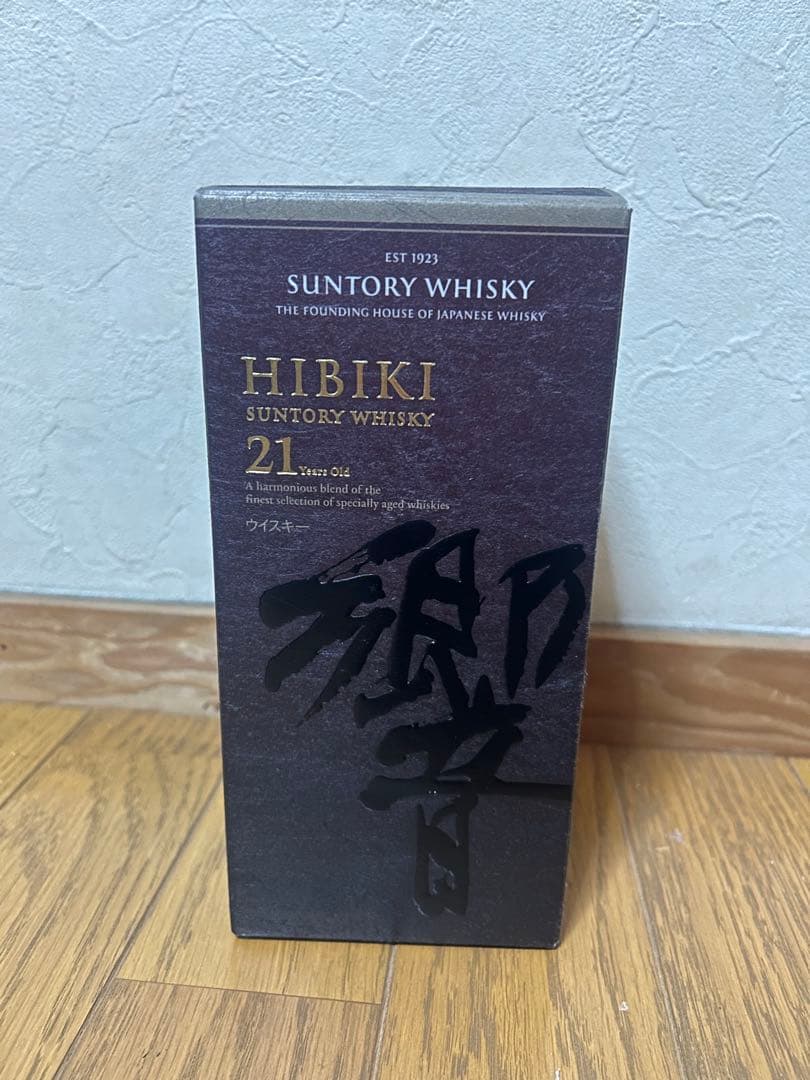 響　HIBIKI 21年 ウイスキー 700ml Whisky