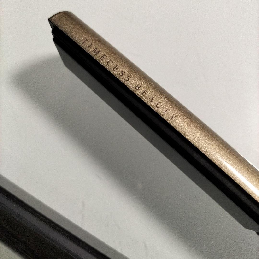 ヘアビューロン 4D ストレートヘアアイロン