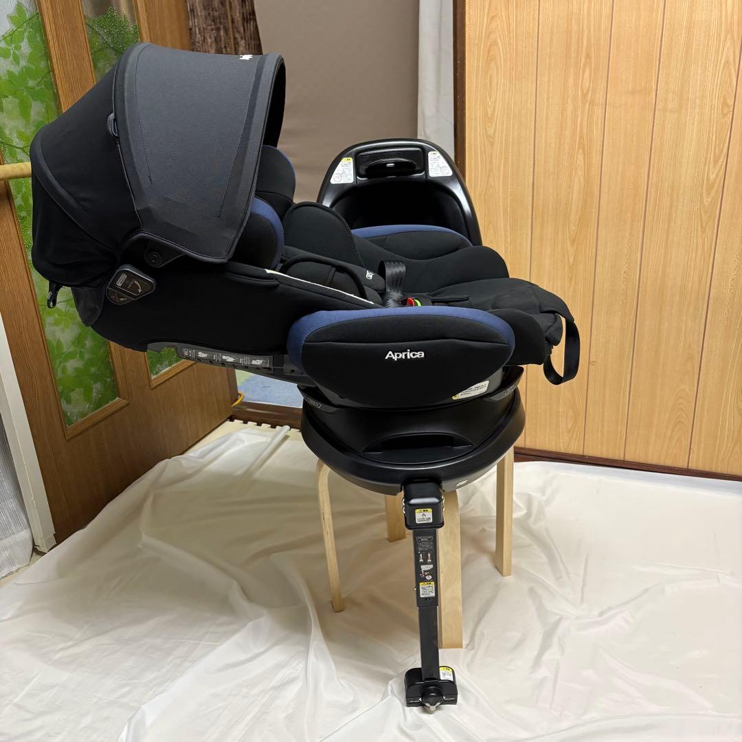 2023年モデル アップリカ フラディア プラス プレミアム チャイルドシート