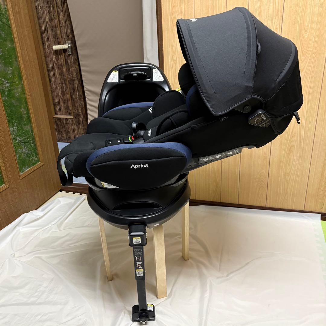 2023年モデル アップリカ フラディア プラス プレミアム チャイルドシート