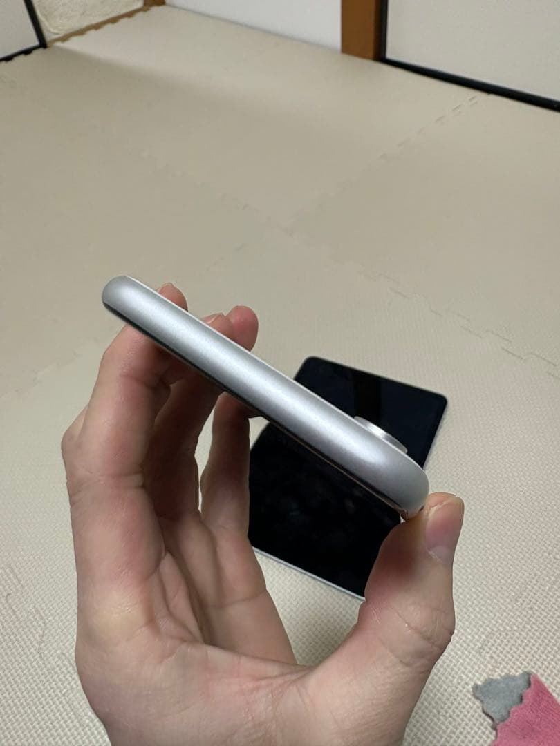 Apple iPhone XR 64GB ホワイト