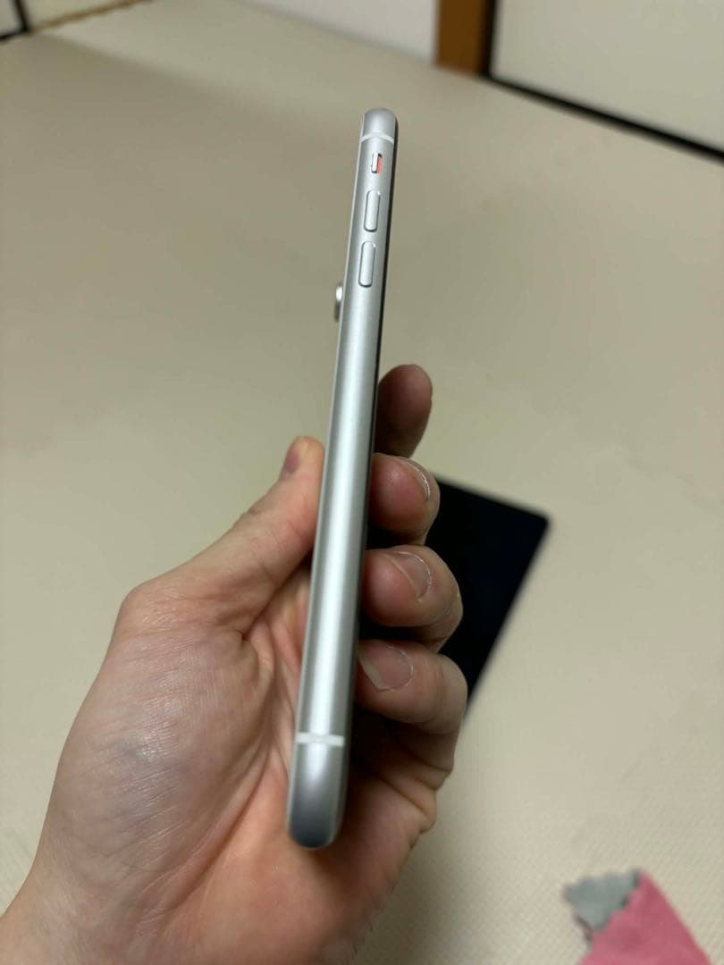 Apple iPhone XR 64GB ホワイト