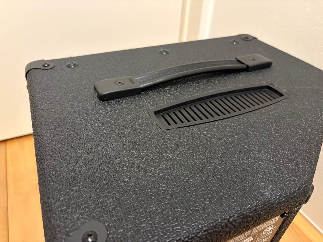 Ampeg BA-108v2 ベースアンプ