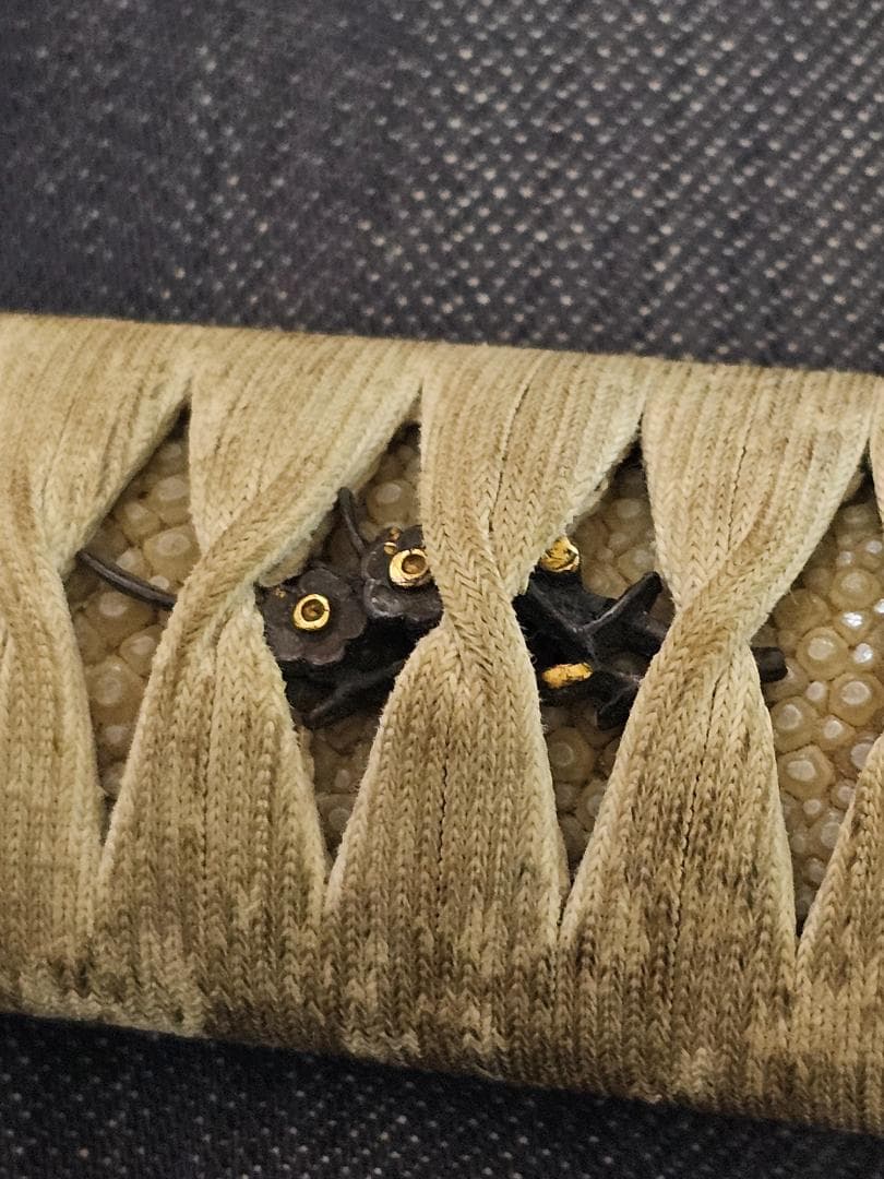 コ*ー様 追加写真あり 江戸時代 短刀の束と笄と鞘 小束 小刀 梅に鶯