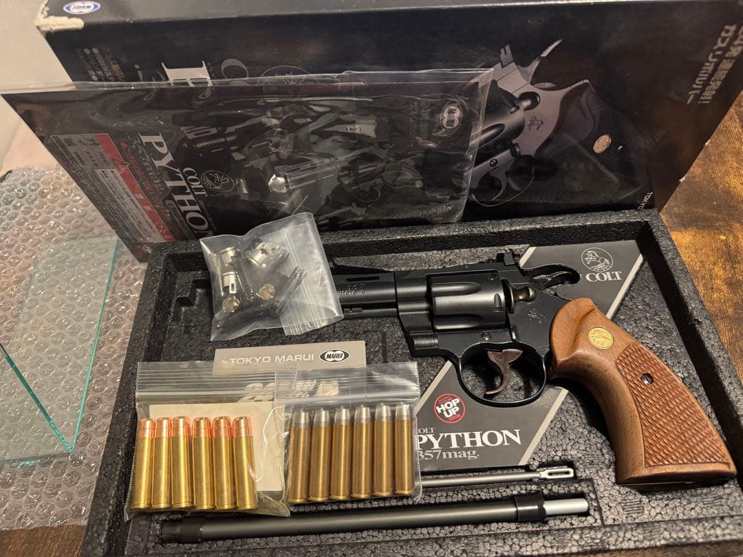 つばき 希少木製グリップ付　美品コルトパイソンマルイガスリボルバー