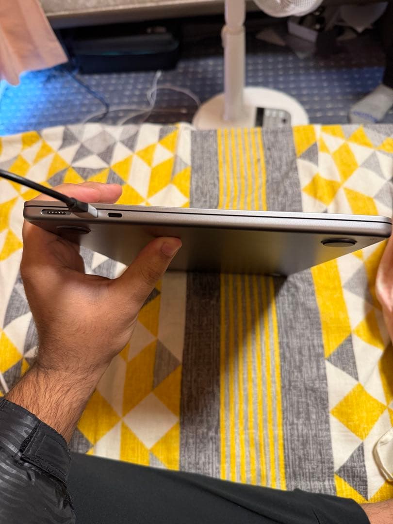 macbook Air M2 18/512GB 13インチ