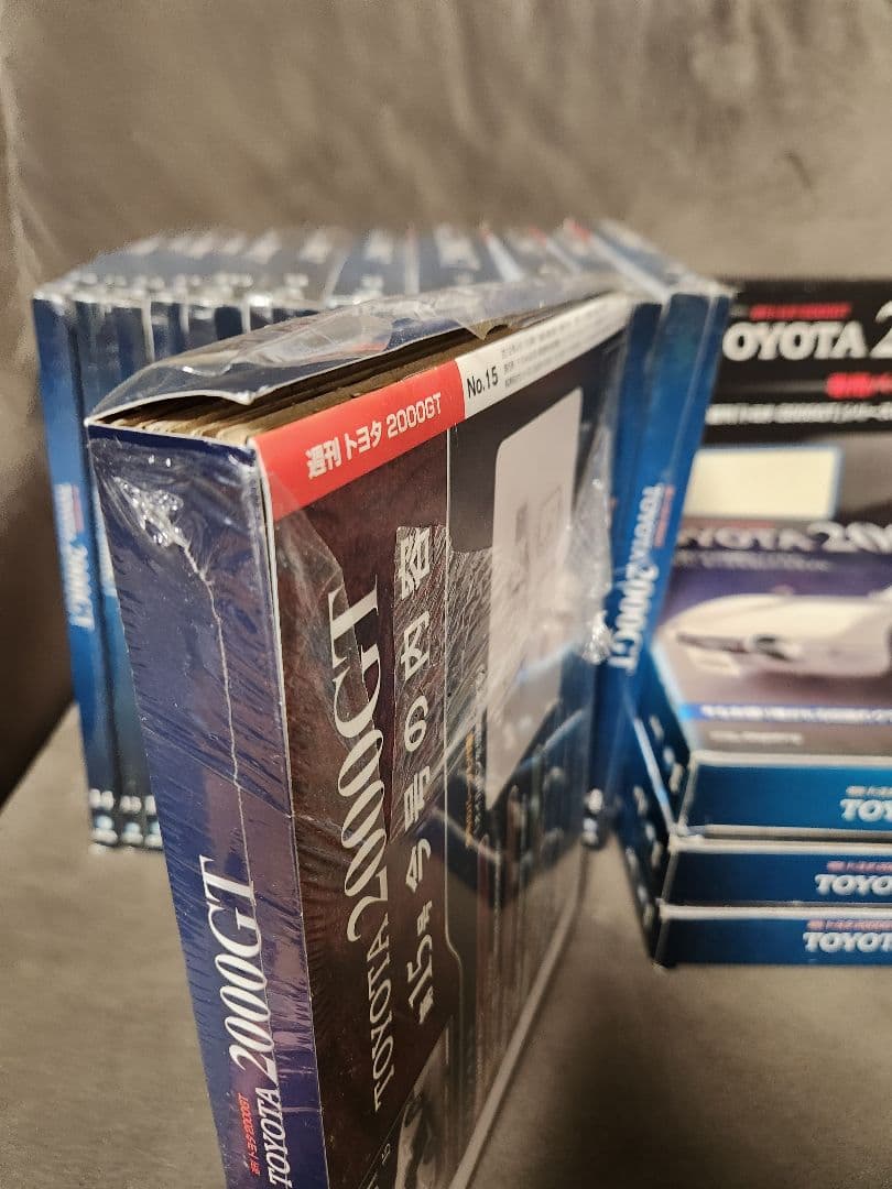 TOYOTA 2000GT 15巻➕専用バインダー