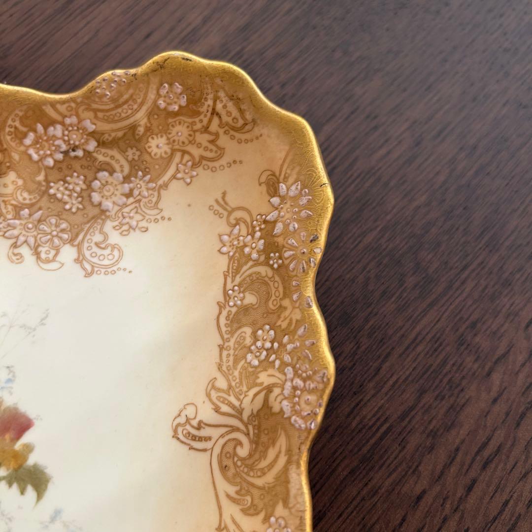 ロイヤルドルトン　アンティーク　飾り皿