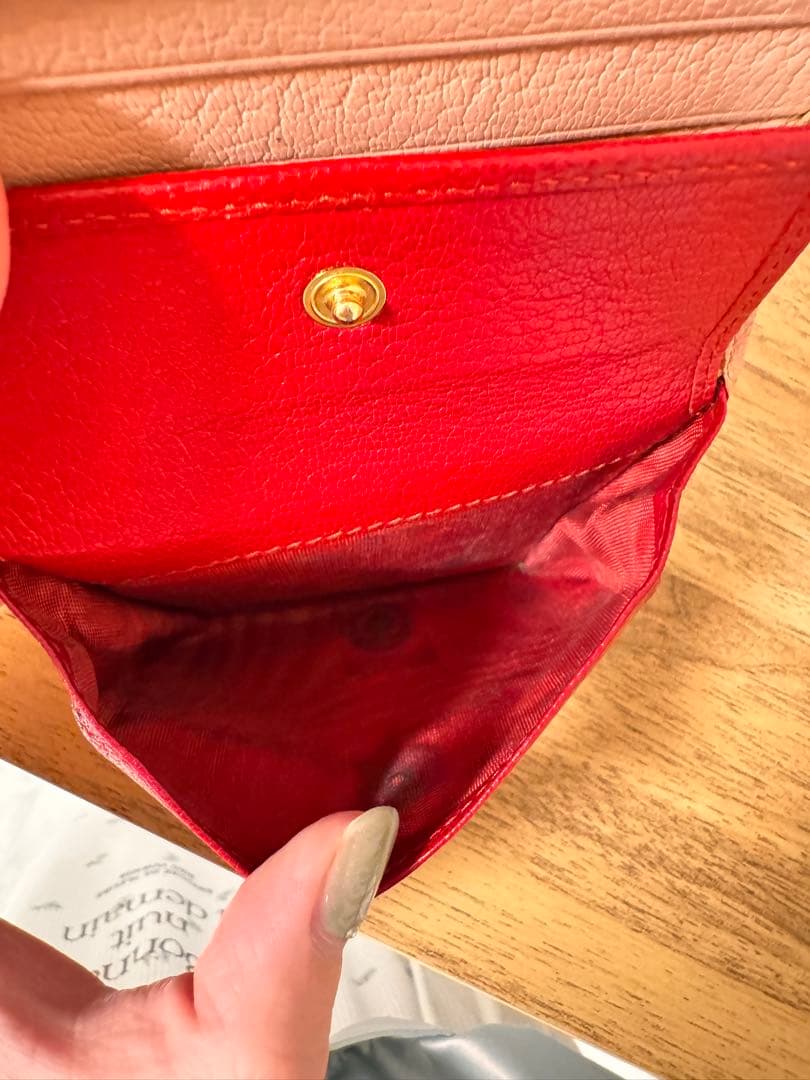 MIU MIU 二つ折り財布 ピンク