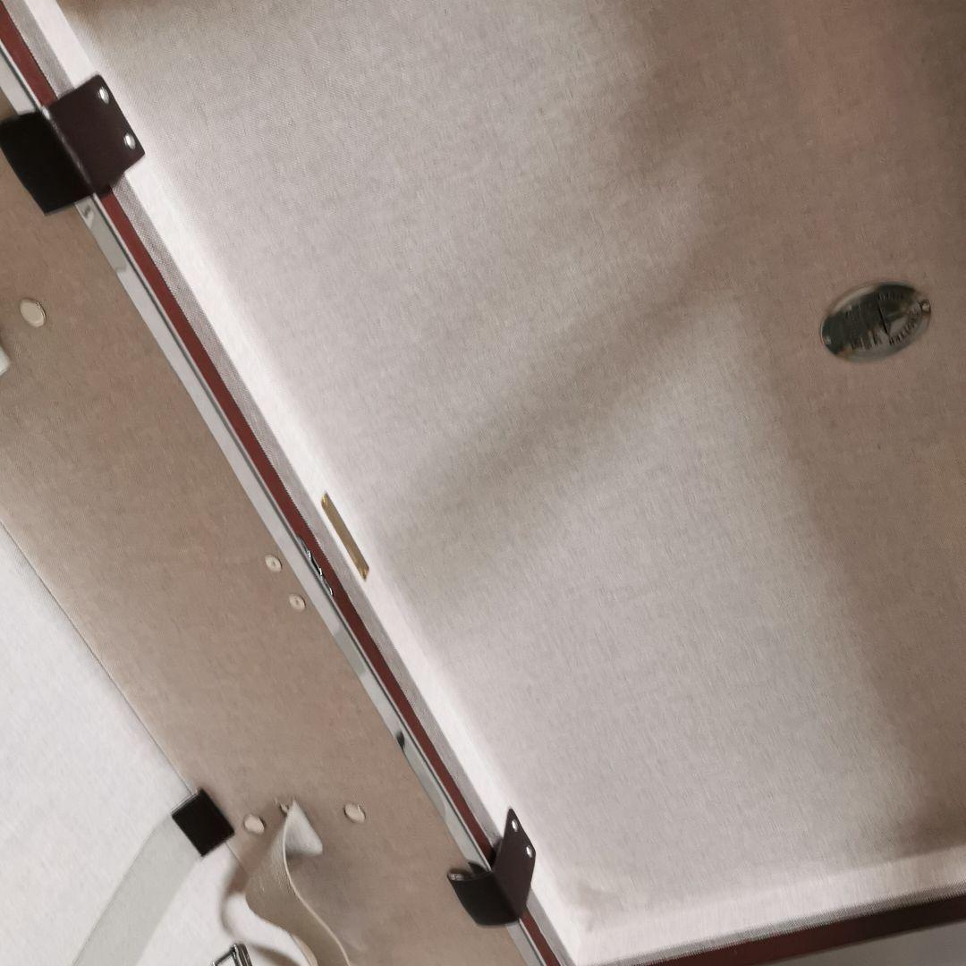 【新品】グローブトロッター　スーツケース