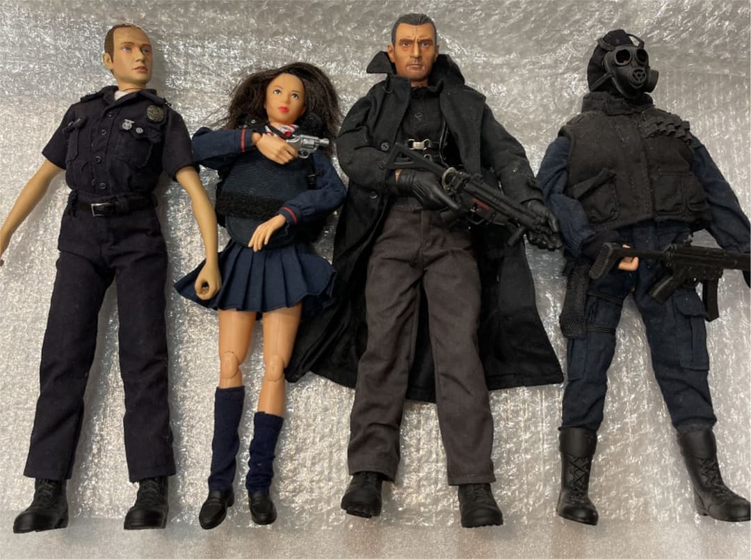 フィギア→女性②・男性②（中古）