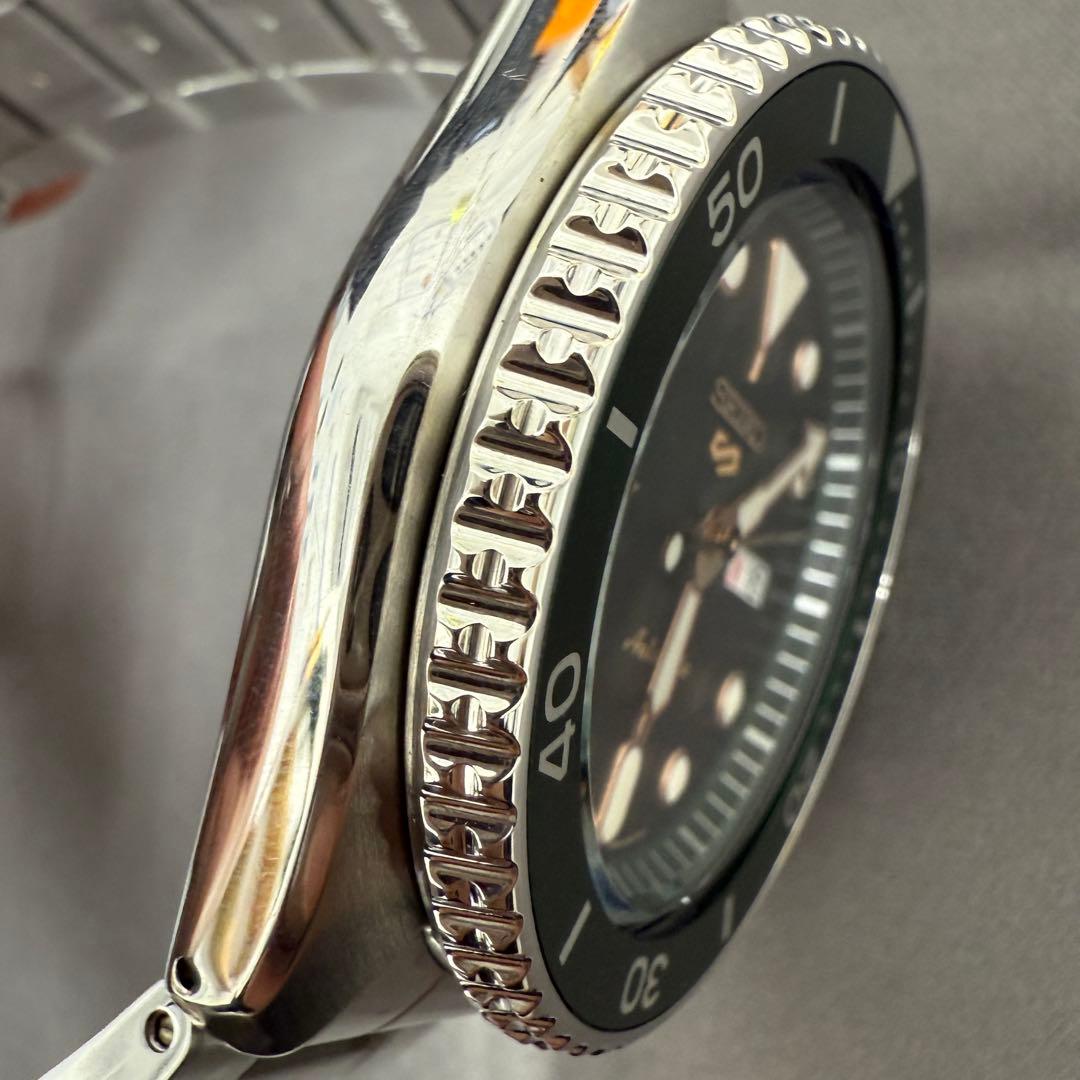 お値下げ中❗️美品✨SEIKO 5スポーツ セイコー5 SBSA013 自動巻き