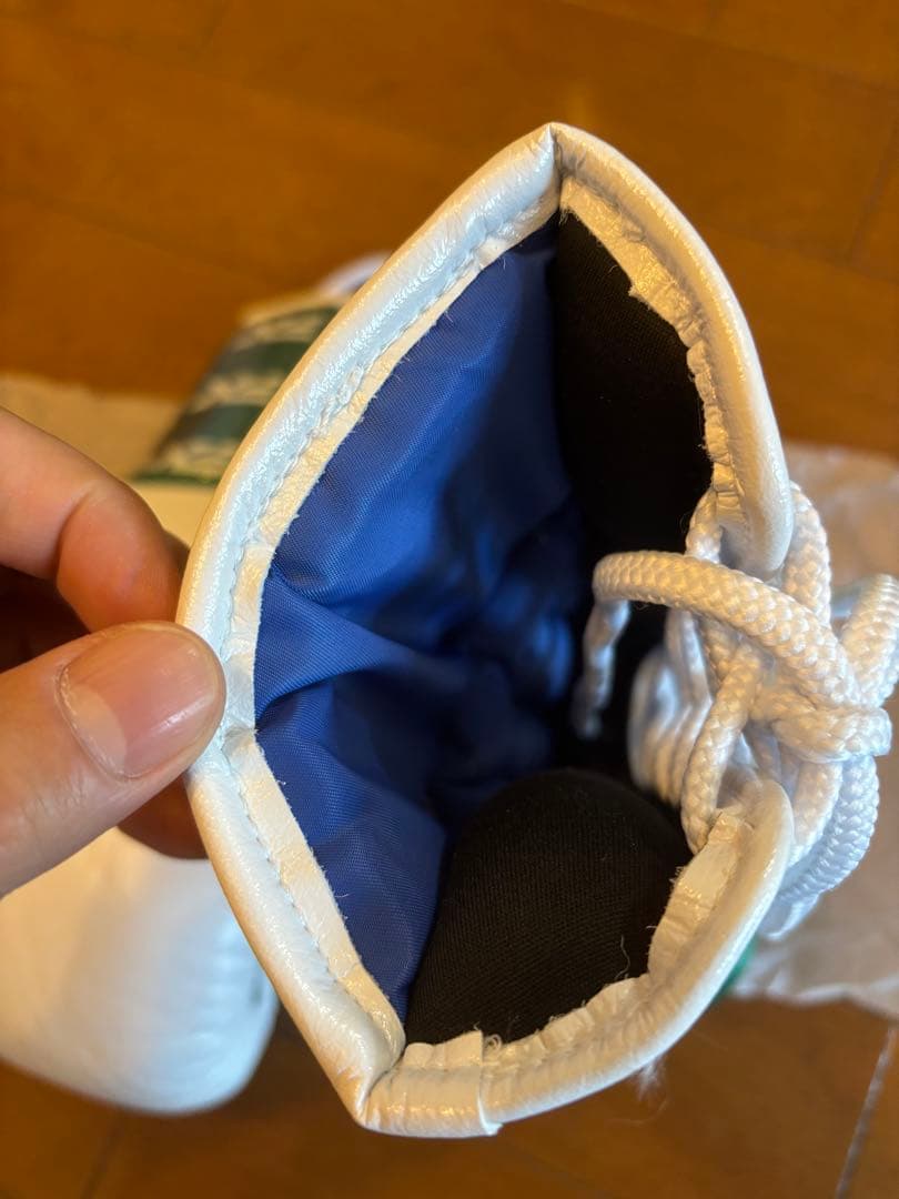 ボクシング グローブ 緑と白 トライバルデザイン 10oz 入手困難 超希少