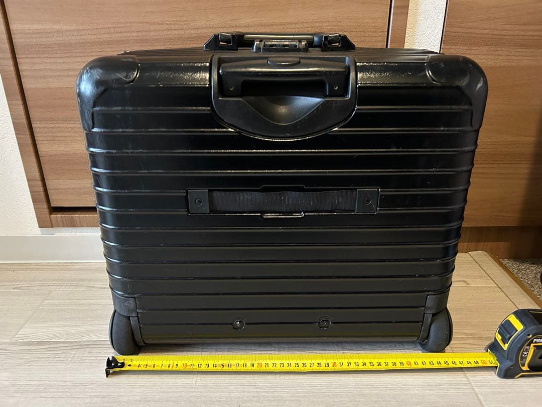 RIMOWA リモワ　機内持ち込み　2輪　TSAロック　黒