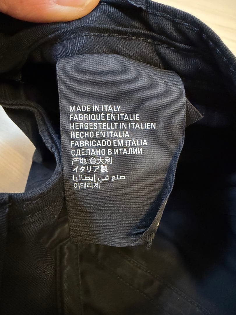 BALENCIAGA キャップ　黒