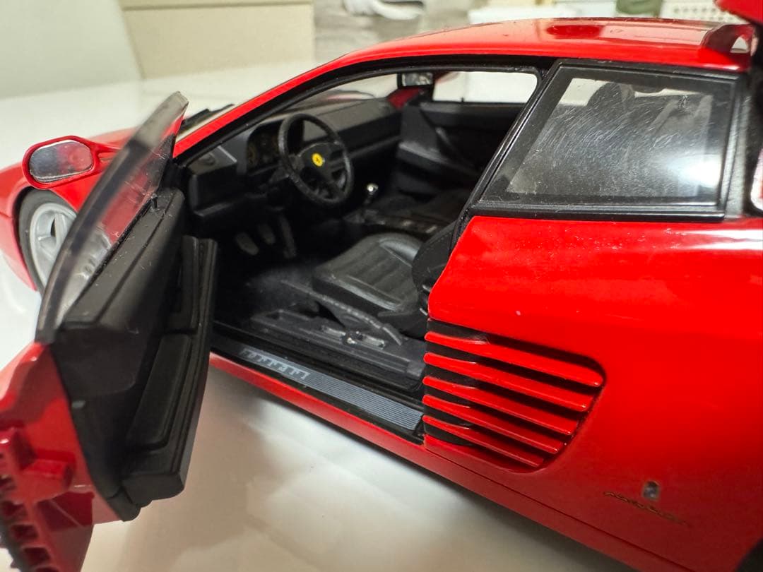 Ferrari 512 TR 赤　テスタロッサ　模型
