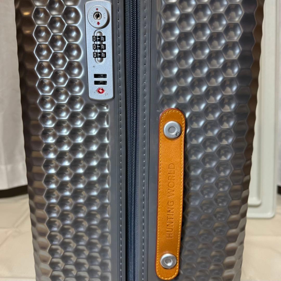 i*4様 シルバー ポリカーボネート キャリーケース