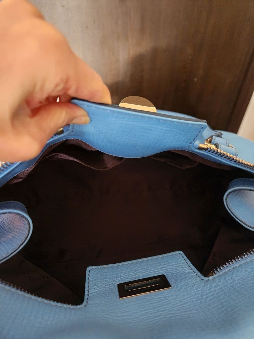 マックスマーラ ハンドバック&トートバック (マルゴー) ターンロック金具