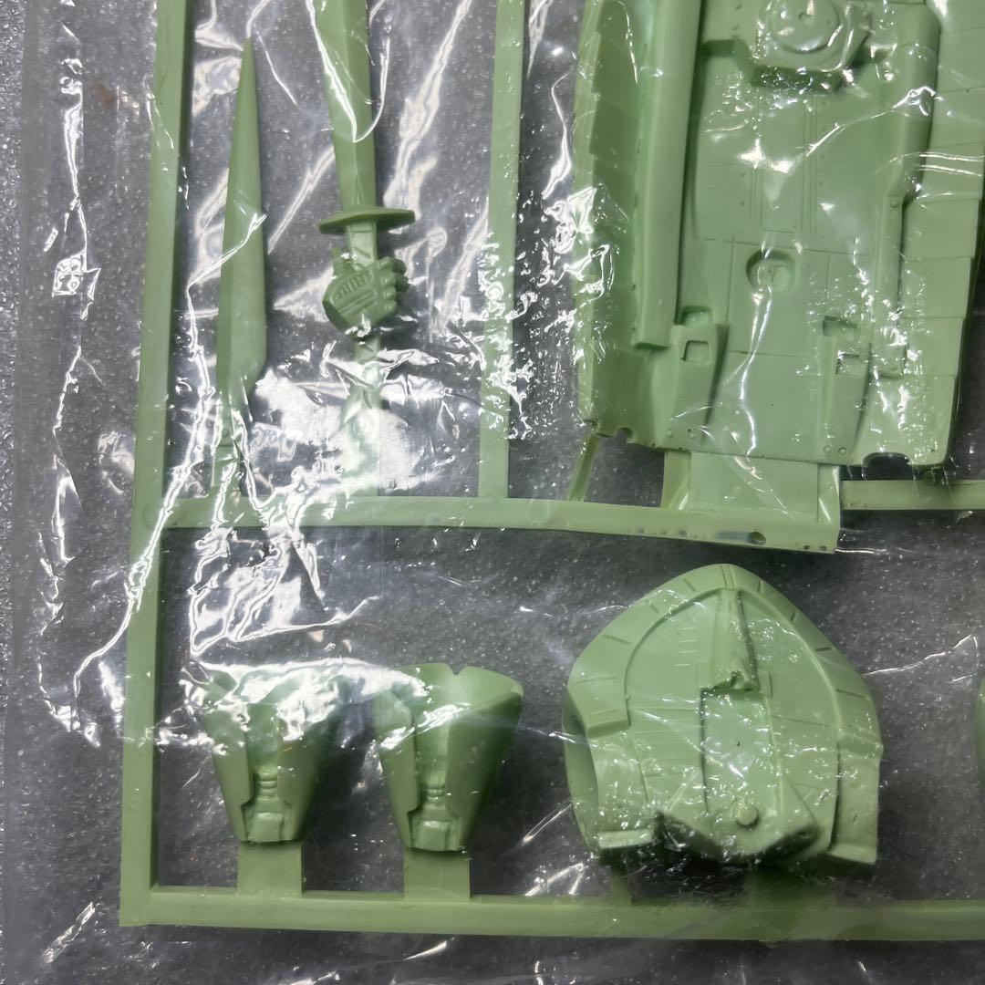 ボークス　1/100スケール　ベルリン　グリーンタイプ　ガレージキット　現状