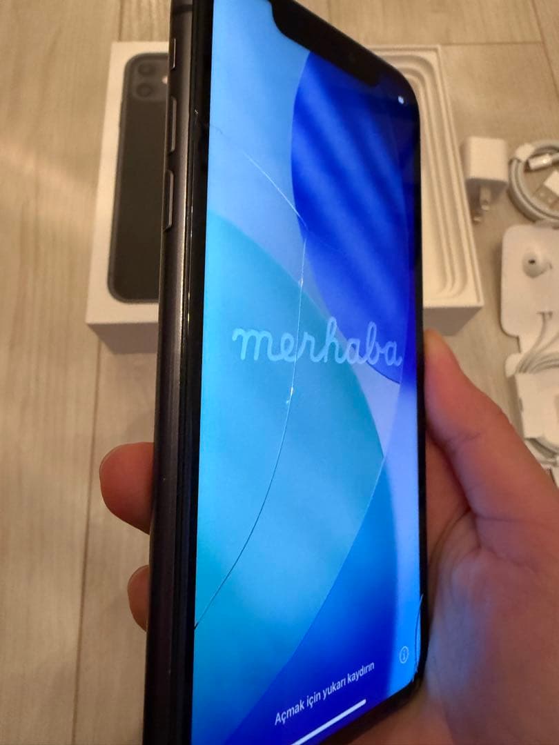 ヤ*ト様 Apple iPhone 11 ブラック 本体64GB