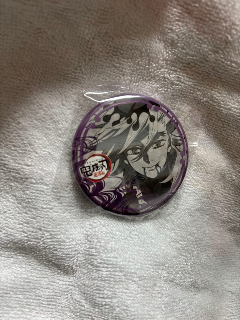 童磨 缶バッジ 鬼滅の刃 お楽しみくじ 遊郭編 ダイニング カフェ dining