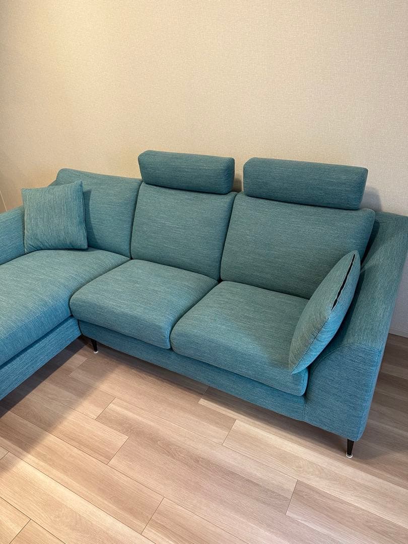 【大幅値下げ中】ニトリ　ソファ　カウチソファ　ターコイズ