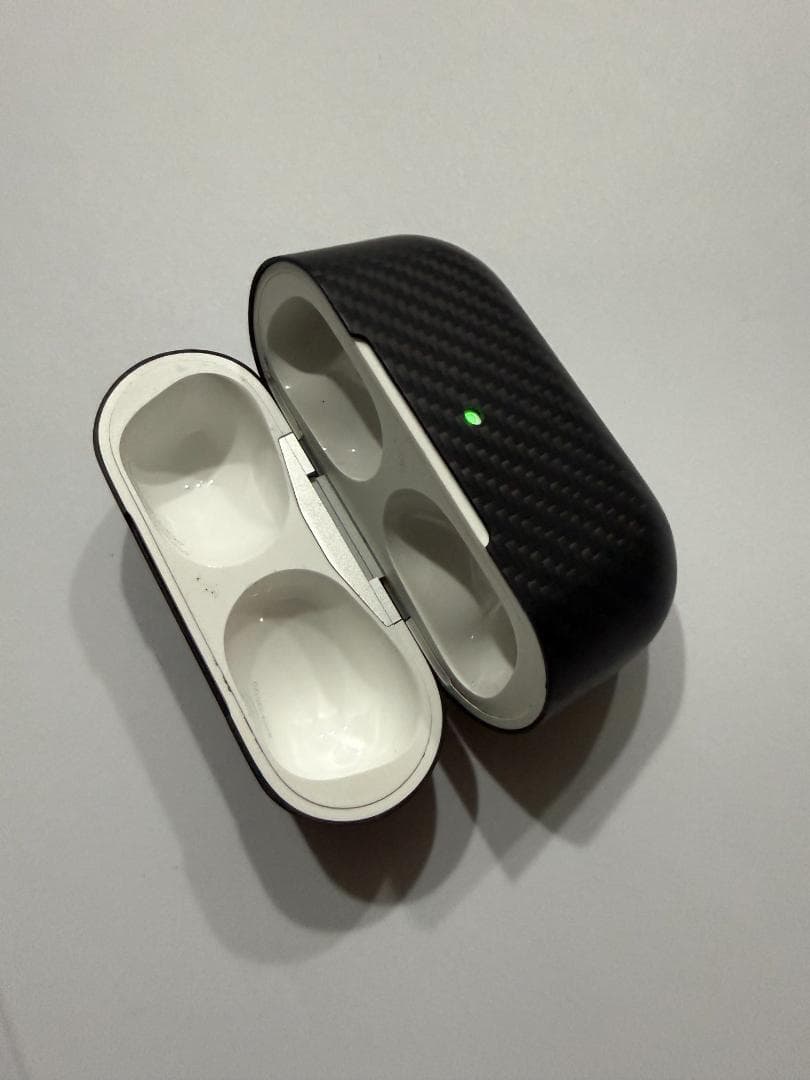 AirPods PRO(第2世代)本体 ホワイト 充電ケース付き